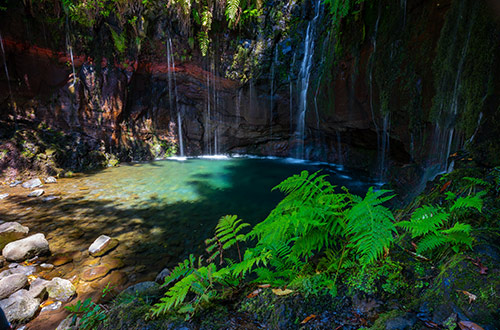 25-fontes-waterfalls-rabacal-madeira-portugal