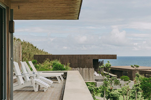 santa-barbara-ecolodge-ribeira-grande-portugal-balcony