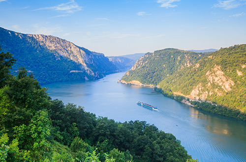 iron-gate-between-serbia-and-romania