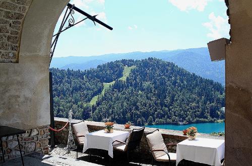 bled-castle-restaurant-slovenia