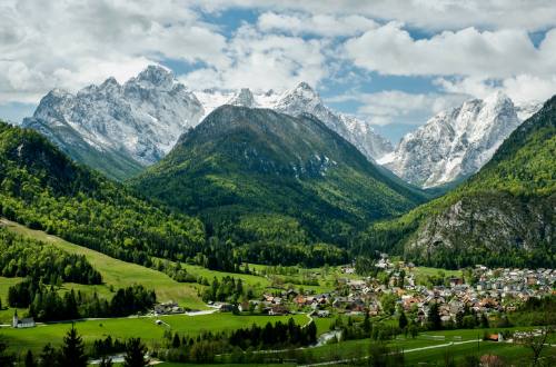 mojstrana-village-slovenia