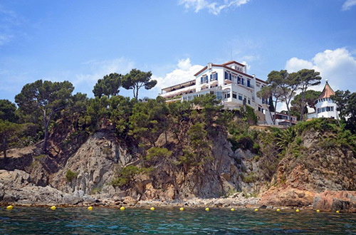 hotel-sant-roc-calella-de-palafrugell-spain-seaside-view