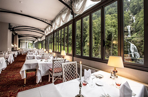 grandhotel-giessbach-brienz-switzerland-dining-area