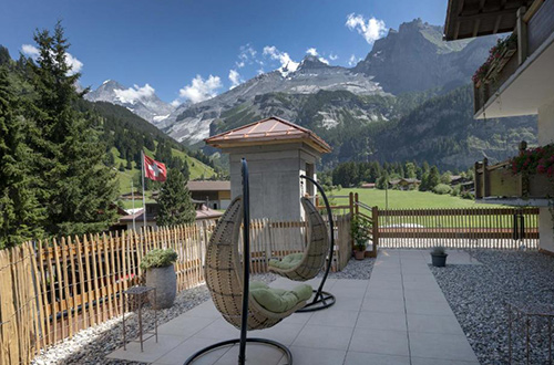 hotel-alfa-soleil-kandersteg-terrace