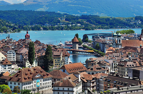 lucerne-switzerland-town