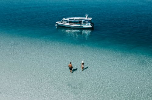 queensland-fraser-island-australia-island-cruise-tour-pristine-beach