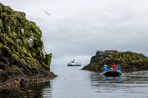 grimsey-iceland-zodiac-cruise-rock-formations