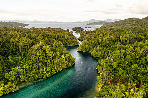 raja-ampat-indonesia-aerial