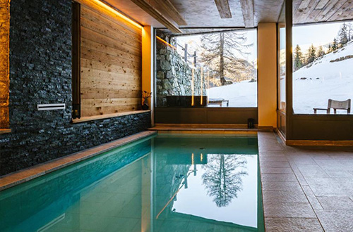 hotellerie-de-mascognaz-pool-italyt