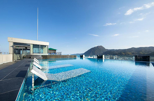 amanek-beppu-yula-re-hotel-beppu-oita-japan-rooftop-pool