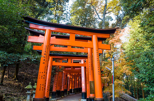 fushimi-inari-taisha-shrine-kyoto-japan