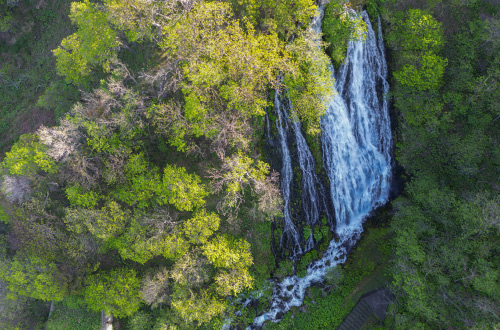 Oshinkoshin-waterfall-Shiretoko