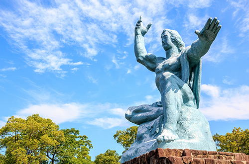 peace-statue-nagasaki-peace-park-nagasaki-japan