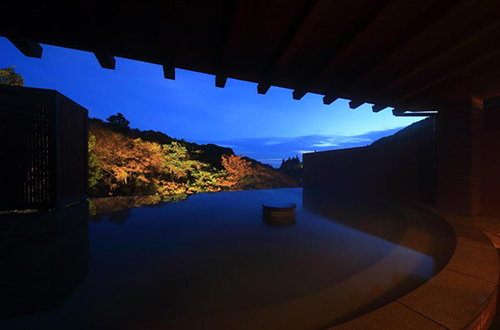 yama-terrace-bettei-unzen-fukudaya-nagasaki-japan-onsen-night