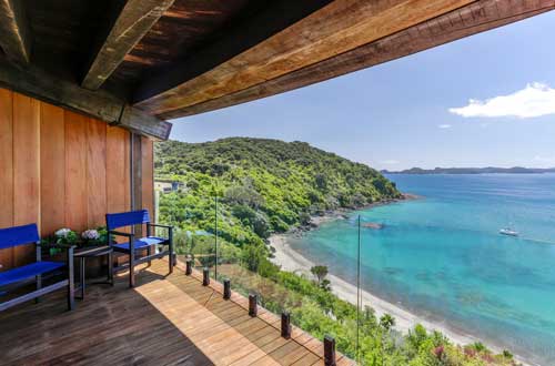 donkey-bay-inn-bay-of-islands-new-zealand-balcony-views