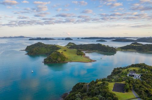 bay-of-islands-new-zealand-beach