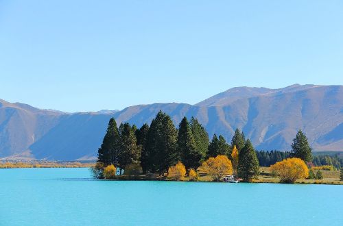 alps-2-ocean-cycle-trail-south-island-new-zealand-benmore-hydro-lakes-turquoise-waters