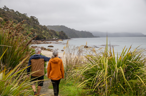 stewart-island-village-and-bays-day