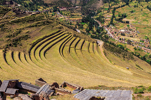 farm-terraces-pisac-peru