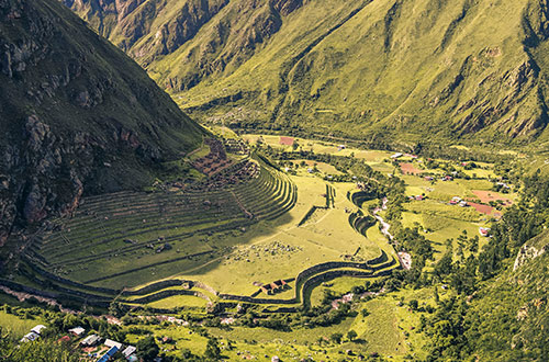 llactapata-ruins-cusco-peru