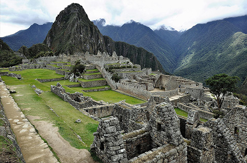 machu-picchu-aguas-calientes-peru-ruins-inca