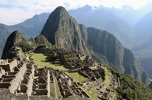 machu-picchu-aguas-calientes-peru-ruins