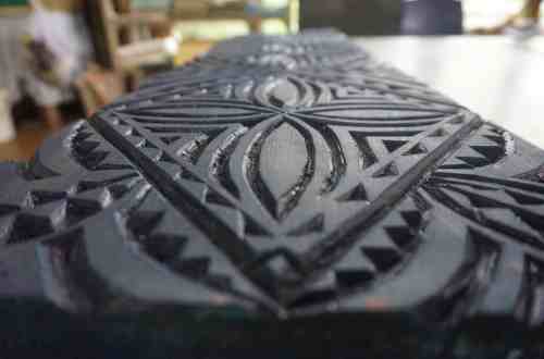 upolu-samoa-art-traditional-wood-carving