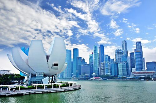 marina-bay-sands-merlion-singapore