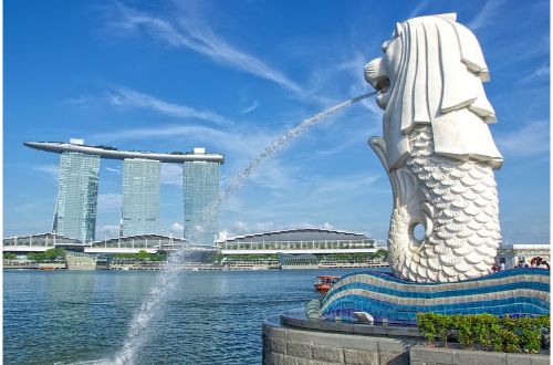 /merlion-marina-bay-sands-singapore