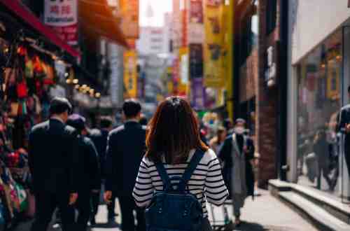 south-korea-young-woman-Myeongdong-street-market-seoul