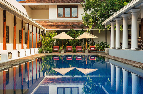 park-suites-uga-residence-colombo-sri-lanka-pool