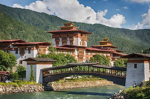 punakha-dzong-buddhist-temple