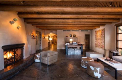 rosewood-inn-anasazi-new-mexico-sante-fe-usa-spa-lounge