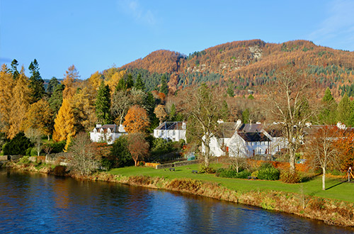 dunkeld-scotland-united-kingdom-lake