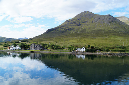 raasay-island-scotland-united-kingdom-lakeside