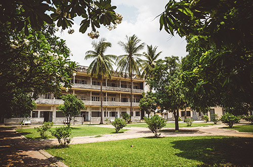 the-phnom-penh-prison-camp