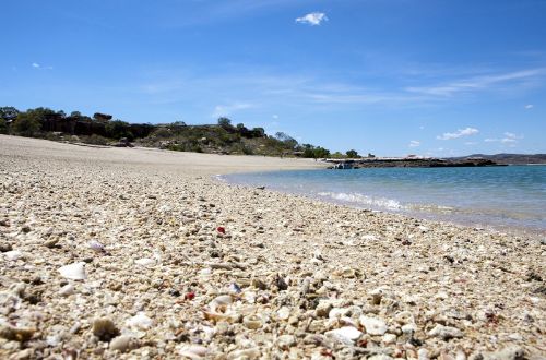 Kimberley-coastal-camp-beach