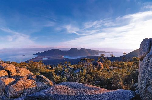 freycinet-walking-wineglass-bay-walk