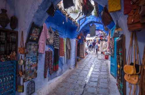 luxury-morocco-travel-fez-winding-street