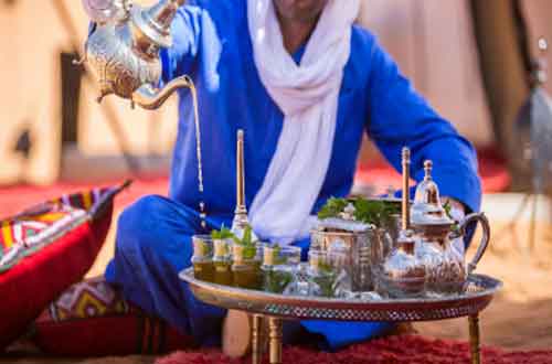 luxury-morocco-travel-luxury-desert-camp-tea-ceremony