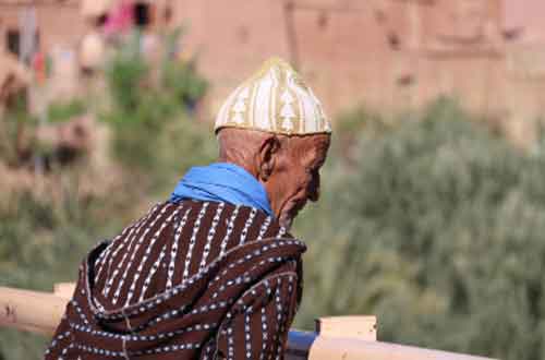 morocco-high-altas-mountain-trekking-people