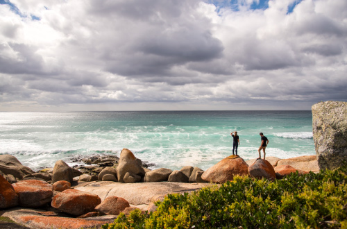 bay-of-fires-walk-beach