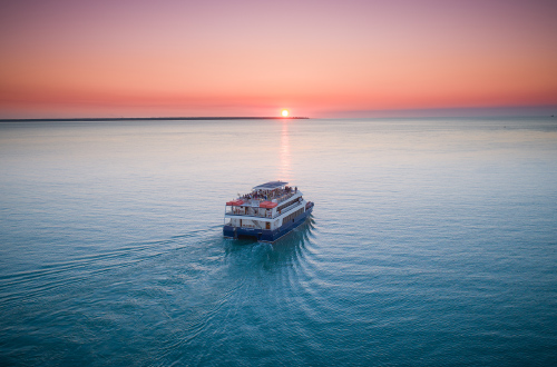 kakadu-tour-Charles-Darwin-Vessel-Sunset