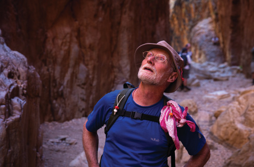 trek-larapinta-trail-challenger-larapinta-trekking-alice-springs-australia