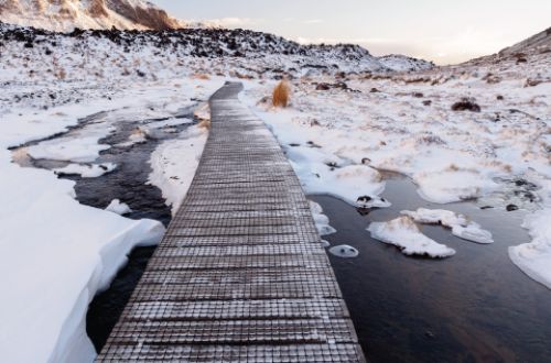 Tongariro-Alpine-Crossing-Mt-Ruapehu-Hike-New-Zealand