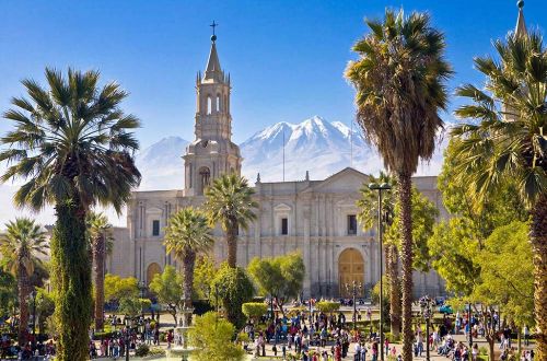 chile-walk-santiago-city