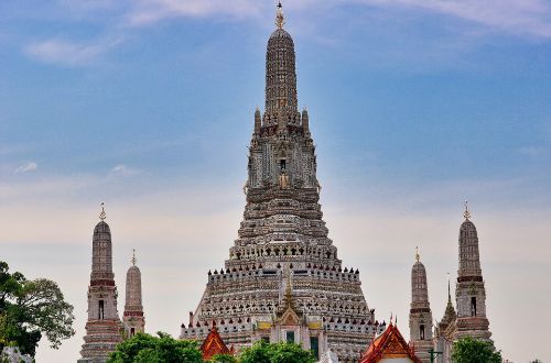 wat-arun-temple-of-dawn-bangkok-thailand